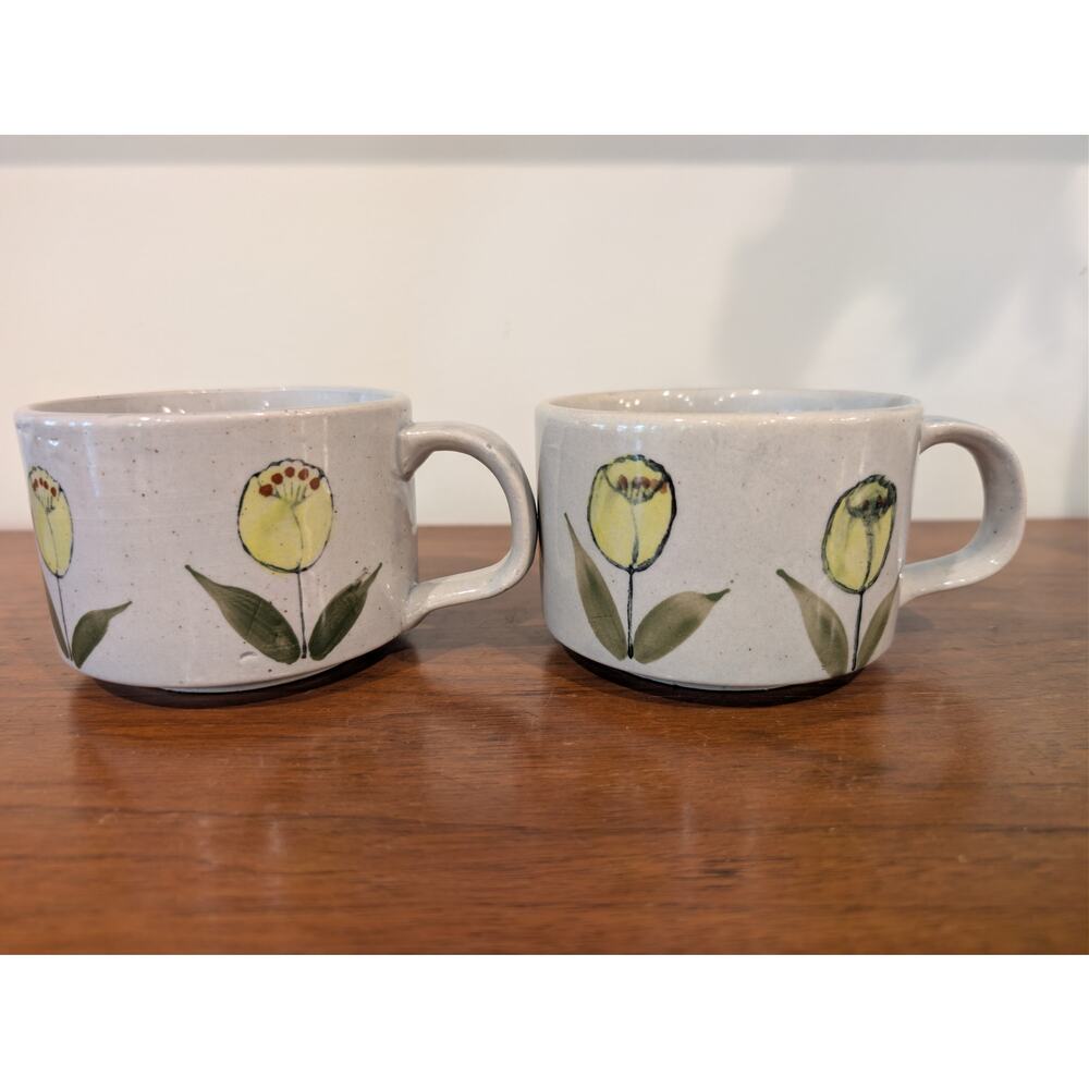 Vintage Otagiri Style Tulip Stoneware Coffee Mugs – Set of 2 - Korea - 1970s